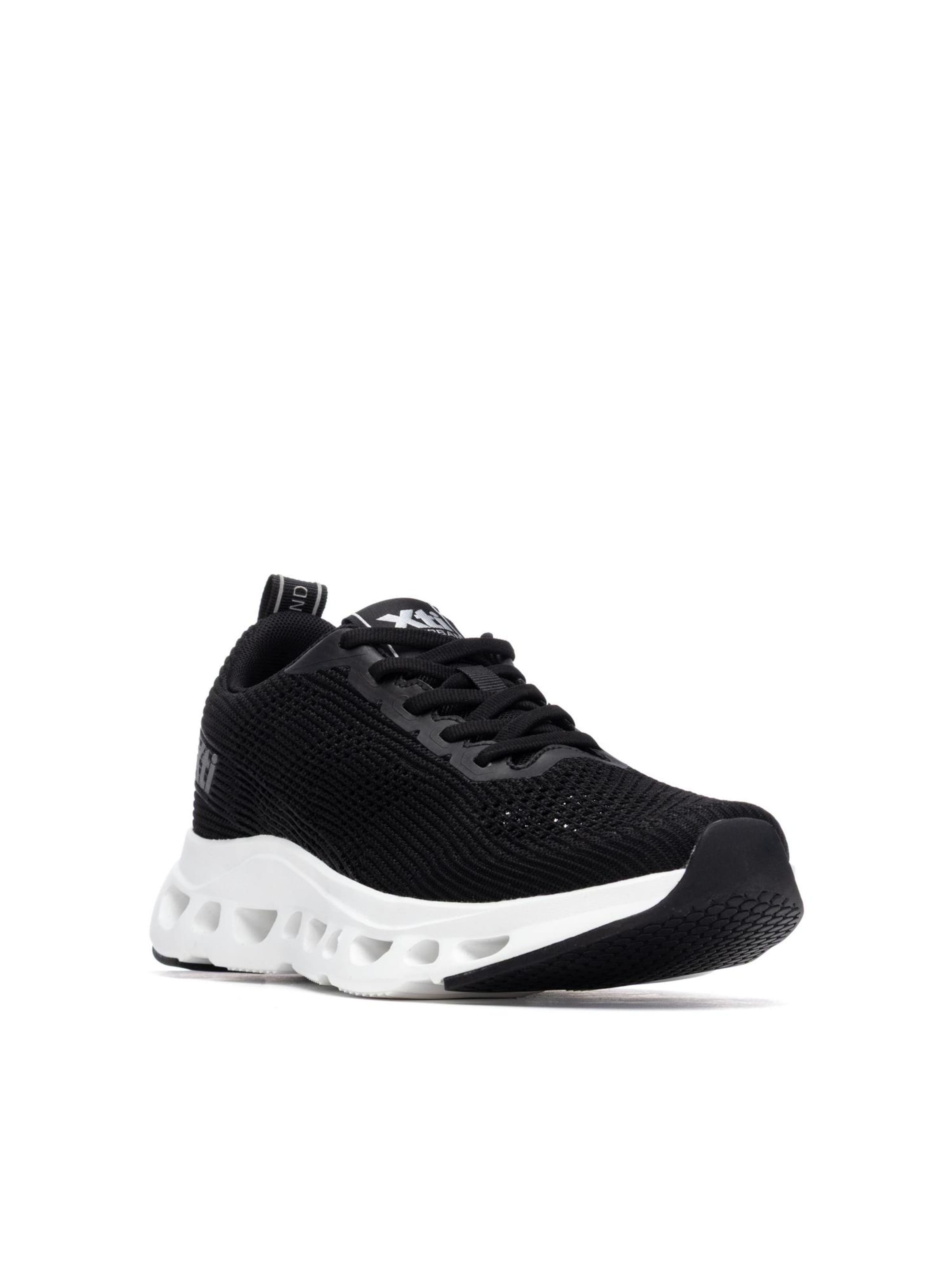 Xti Athletic Shoes in Black: front