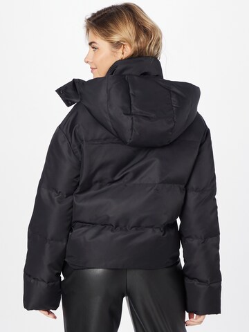 AllSaints Zimní bunda – černá