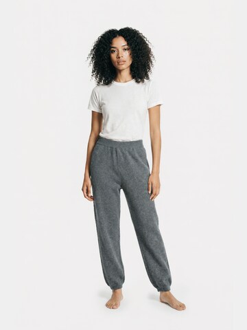 GOBI Cashmere - regular Pantalón 'Women's Cashmere Sweatpants' en gris