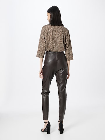 Slimfit Leggings 'CHASEY' di OUI in marrone