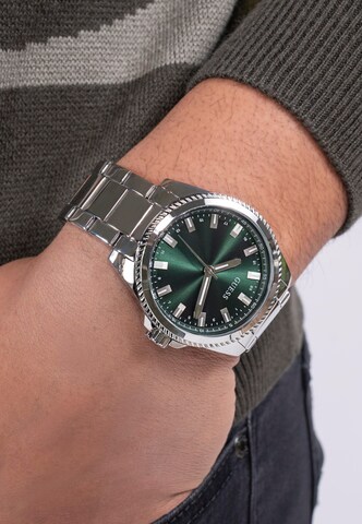 Montre à affichage analogique 'Champ' GUESS en argent