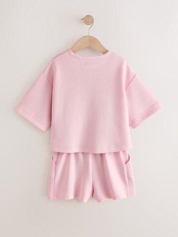 Next Set in Pink