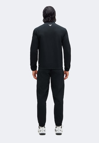 Trening de la EA7 Emporio Armani pe negru