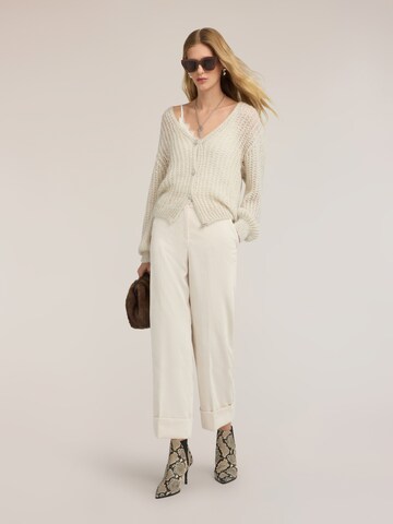 Pullover di MOTIVI in beige