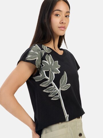 CAMEL ACTIVE T-Shirt mit Blumenprint aus Baumwolle in Schwarz