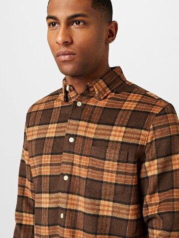 AllSaints - Regular Fit Camisa 'VALDALE' em castanho