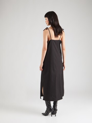 PIECES - Vestido 'PCKARSON' en negro