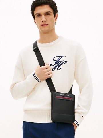 TOMMY HILFIGER Schoudertas in Zwart