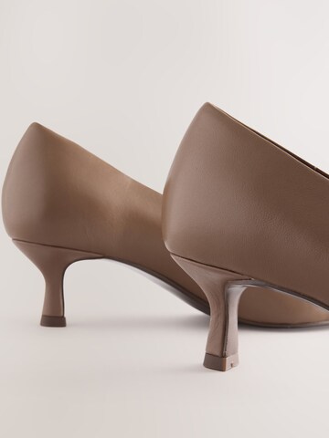 Next - Zapatos cerrados 'Forever Comfort' en beige