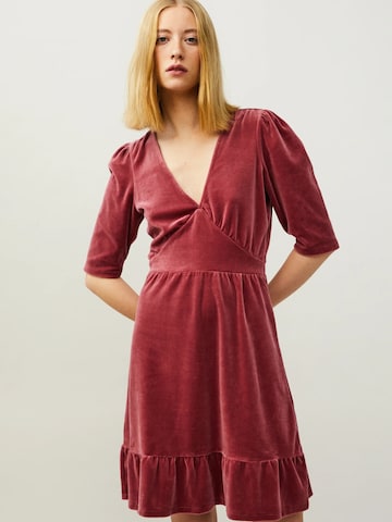 Odd Molly Mekko 'Saga' värissä vaaleanpunainen: etupuoli