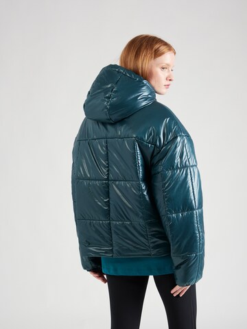 Nike Sportswear Between-Season Jacket in Green