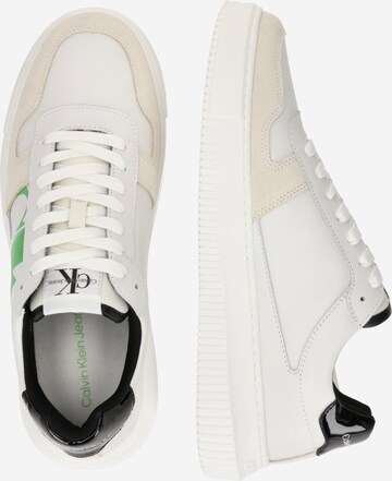 Sneaker bassa di Calvin Klein Jeans in bianco