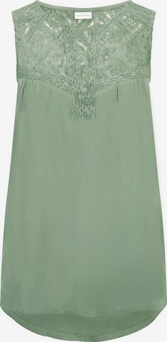 LASCANA Blouse in Green: front