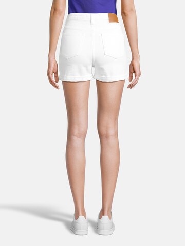 AÉROPOSTALE Regular Shorts in Weiß