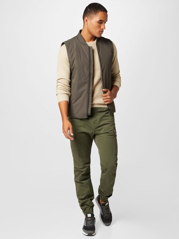 Lindbergh Vest in Grey