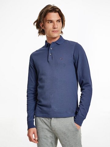 T-Shirt TOMMY HILFIGER en bleu : devant