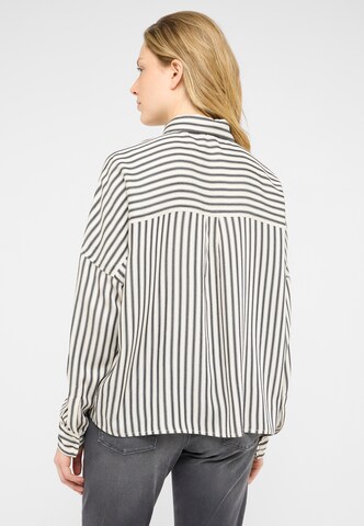 MUSTANG Bluse ' Style Ruby ' in Weiß