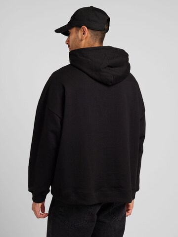 GCDS Sweatshirt in Black