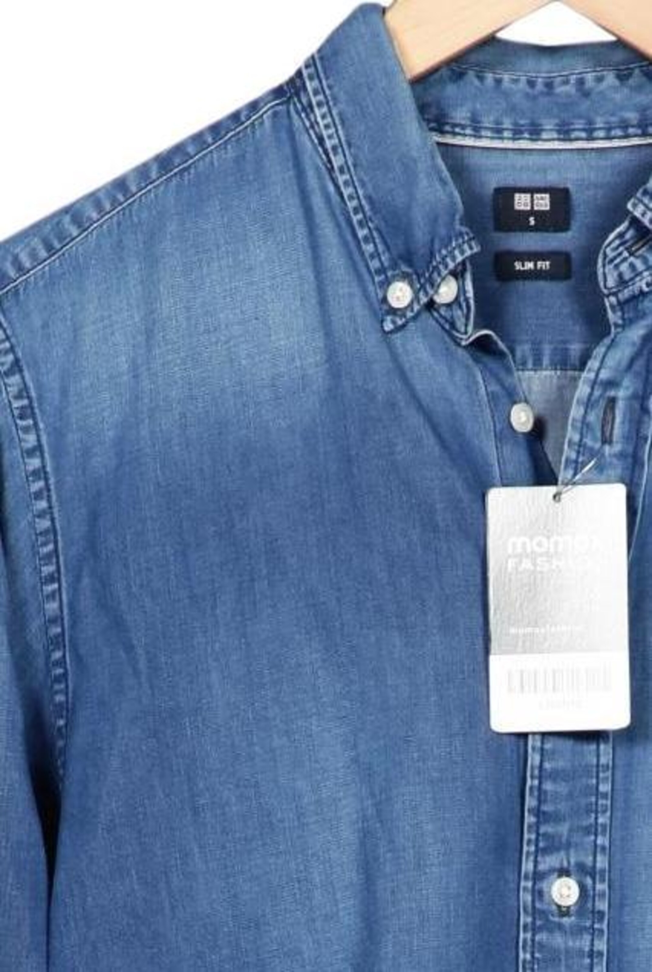 UNIQLO Button Up Shirt in S in Blue