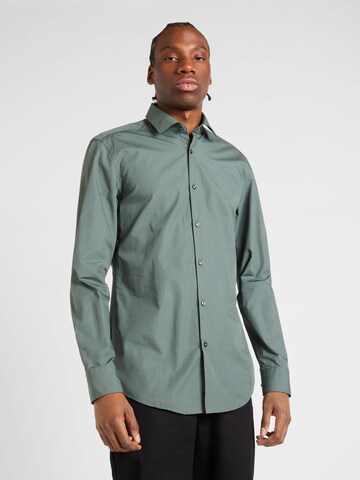 Coupe slim Chemise 'Jenno' HUGO en vert : devant