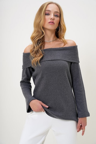 Tricou de la Trend Alaçatı Stili pe gri