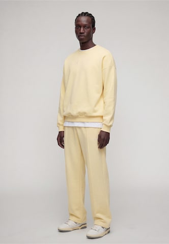 regular Pantaloni di Karl Kani in bianco: frontale