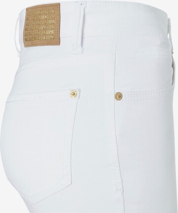 MAC Slimfit Jeans 'Melanie' in Weiß