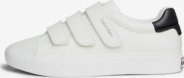 Baskets basses Calvin Klein en blanc : devant