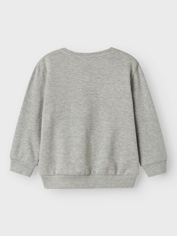NAME IT Sweatshirt 'NMMDARIUS MICKEY' in Grey