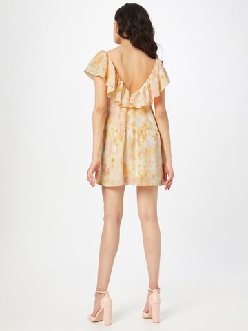 Fashion Union - Vestido de verão 'Flit' em amarelo