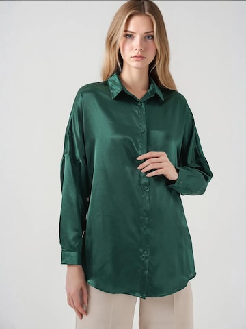 Bigdart - Blusa em verde: frente