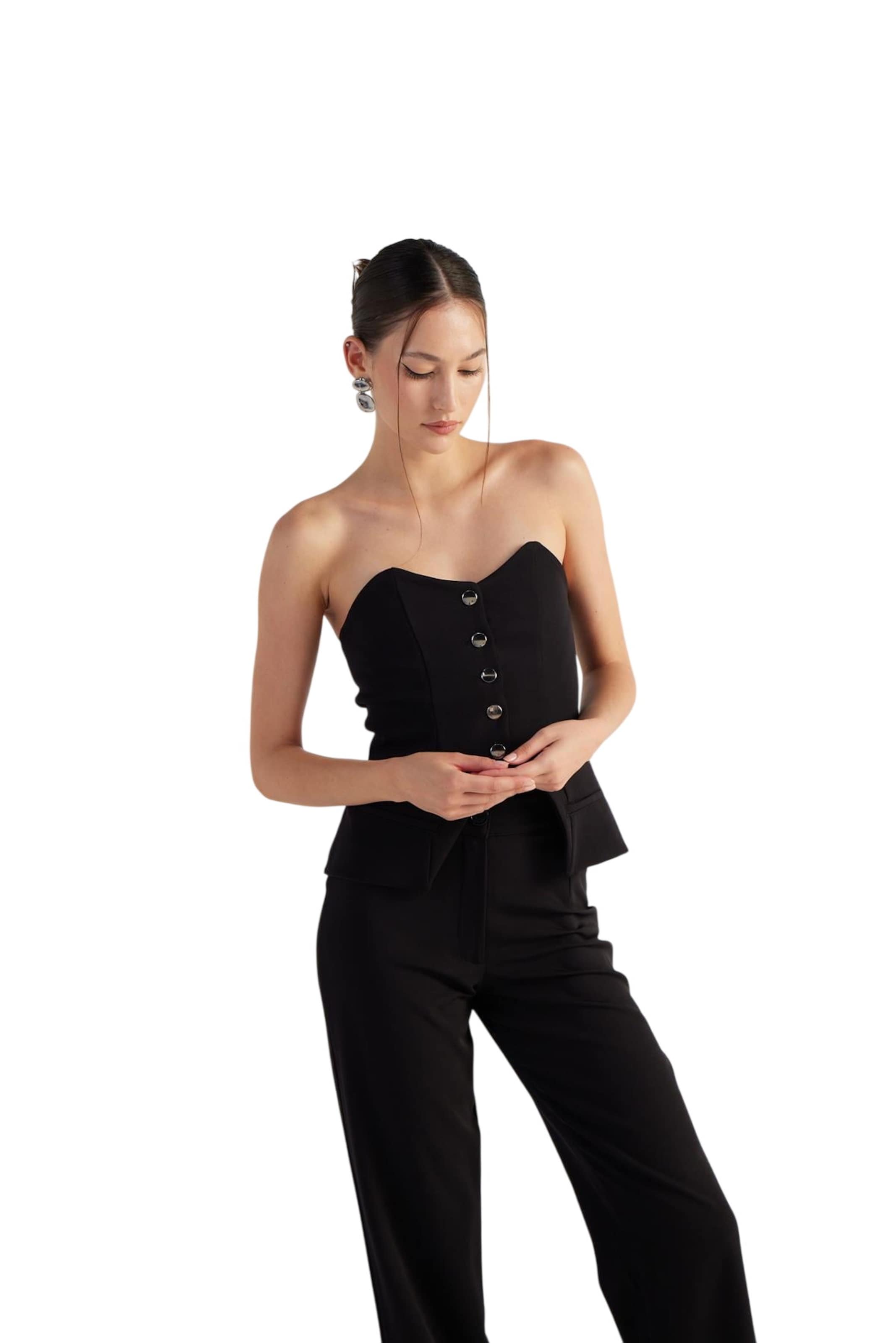 HOLLY LOLLY Top in Black: front