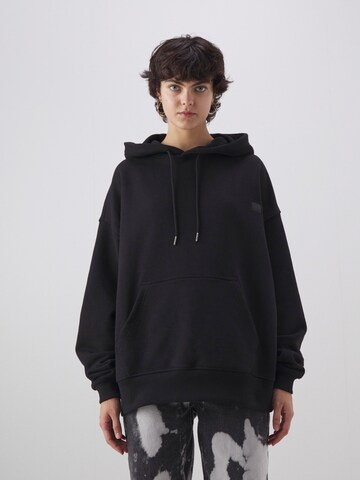Hanorac 'Essentials' de la ALPHA INDUSTRIES pe negru: față