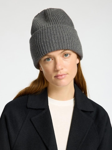 SELECTED - Gorra en gris