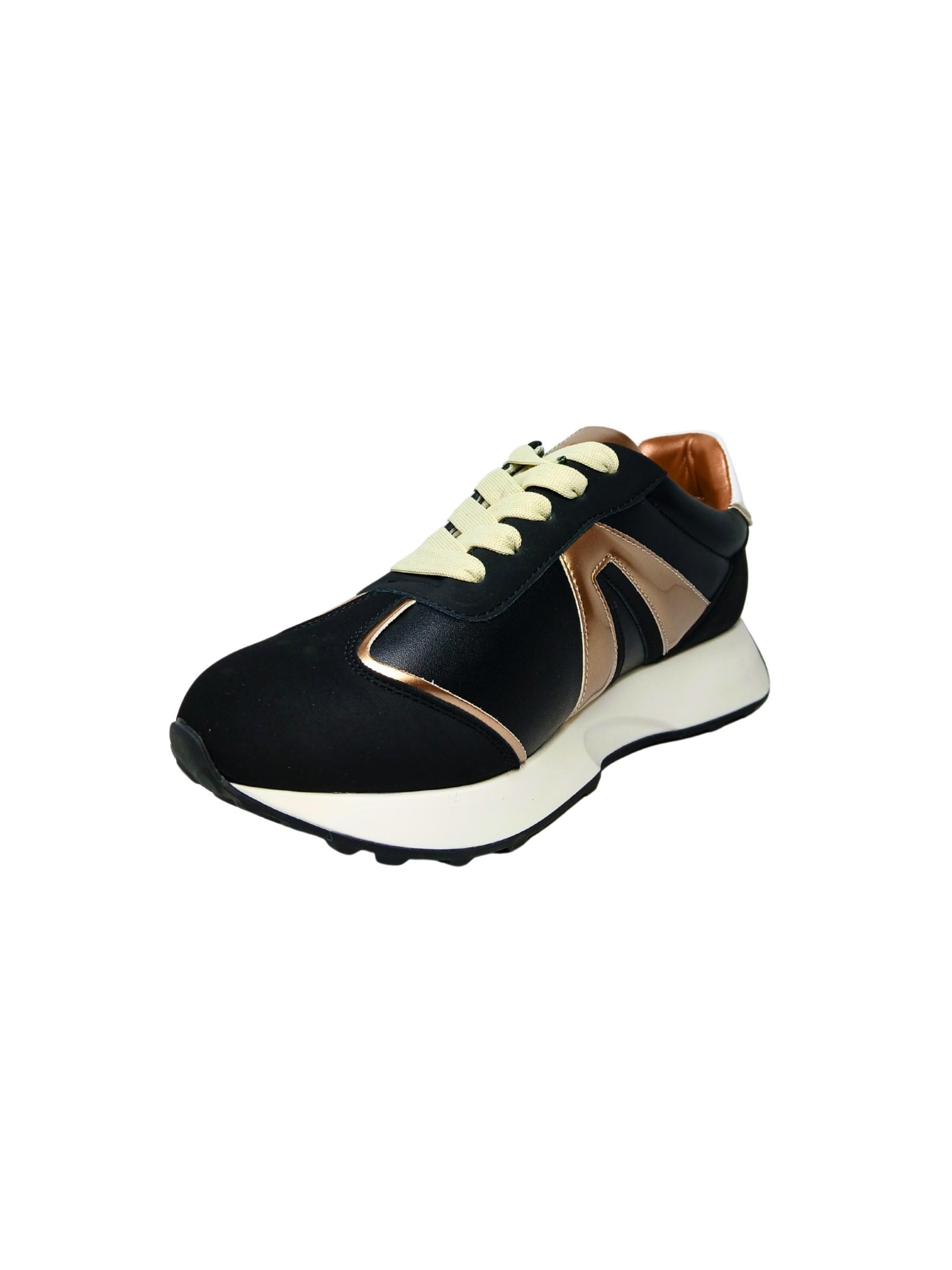 Alexander Smith Platform trainers in Black: front