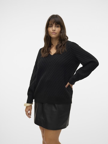 Vero Moda Curve Pullover 'STINNA' i sort: forside