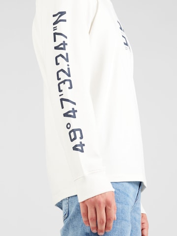 Sweat-shirt s.Oliver en blanc