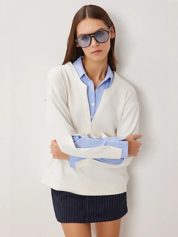 Felpa 'Sweatshirts' di Happiness İstanbul in grigio