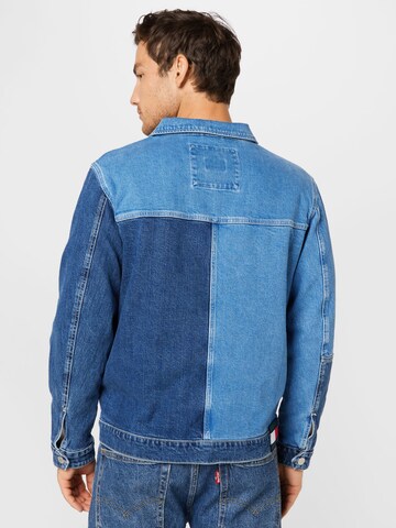 Tommy Jeans Jacke in Blau