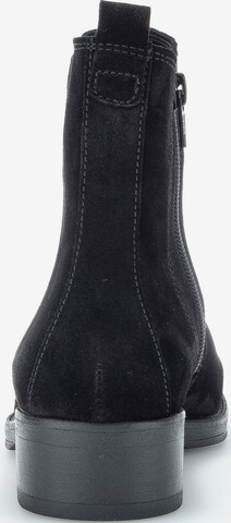 GABOR Chelsea boots in Zwart