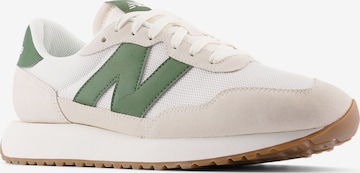 Scarpa sportiva '237' di new balance in bianco: frontale