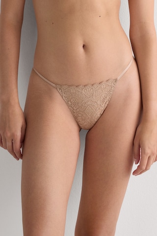 INTIMISSIMI Thong in Beige: front
