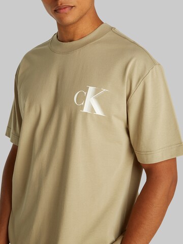 Calvin Klein Jeans - Camiseta en marrón
