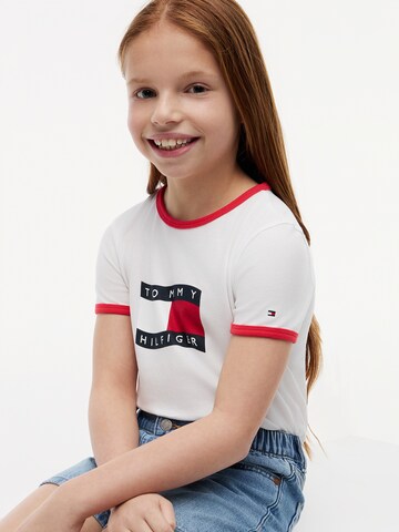 Tricou de la TOMMY HILFIGER pe alb