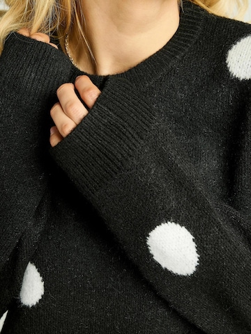 Liberte Essentiel Svetr ' FRO ' – černá