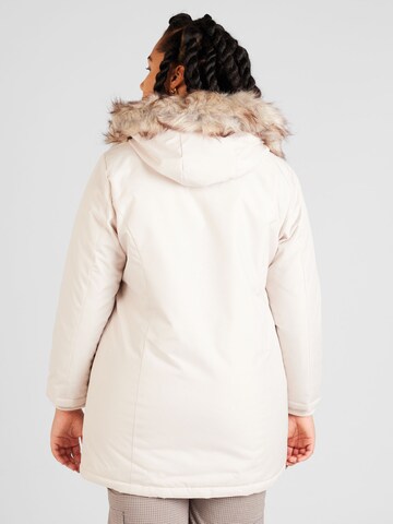 Parka de iarnă 'NEW KATY' de la ONLY Curve pe bej