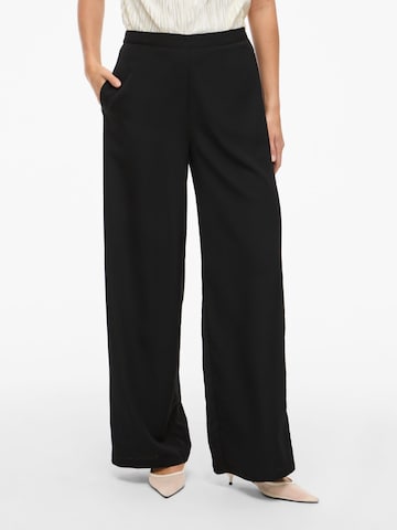 VILA Wide leg Trousers in Black: front