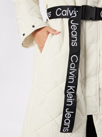 Calvin Klein Jeans Mantel in Beige