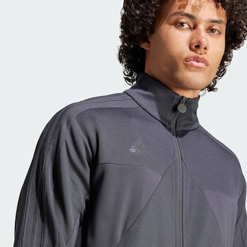 ADIDAS SPORTSWEAR Kurtka treningowa 'Tiro' w kolorze szary