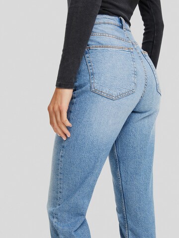 Regular Jeans de la Bershka pe albastru